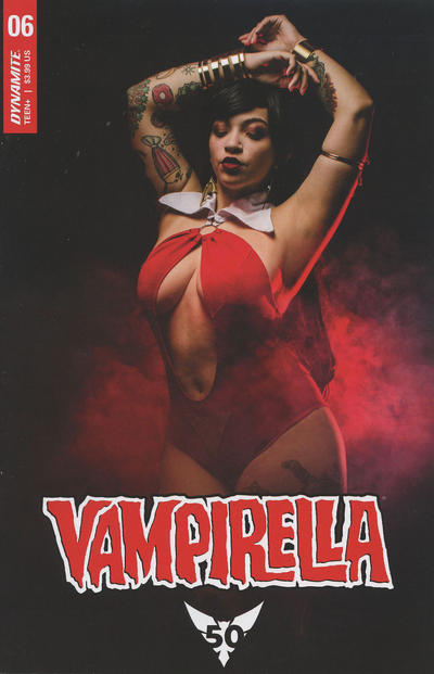 Cover for Vampirella (Dynamite Entertainment, 2019 series) #6 [Cover E Cosplay]