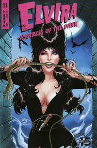 Cover Thumbnail for Elvira Mistress of the Dark (Dynamite Entertainment, 2018 series) #11 [Cover C John Royle]