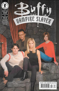 Cover for Buffy the Vampire Slayer (Dark Horse, 1998 series) #21 [Newsstand]