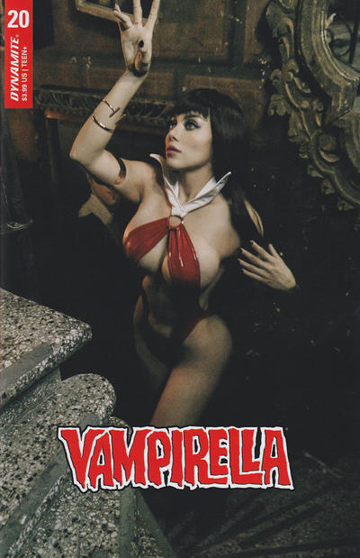 Cover for Vampirella (Dynamite Entertainment, 2019 series) #20 [Cover E Cosplay]