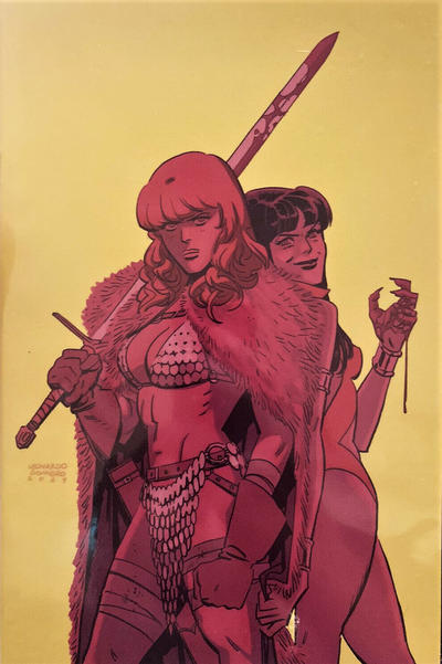 Cover for Vampirella / Red Sonja (Dynamite Entertainment, 2019 series) #1 [Virgin Art Cover Leonardo Romero]