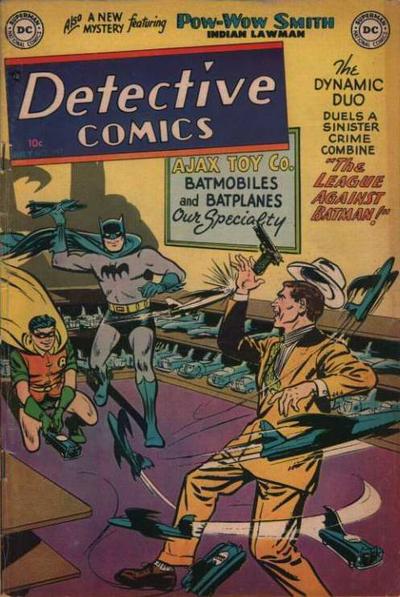 Cover for Detective Comics (DC, 1937 series) #197